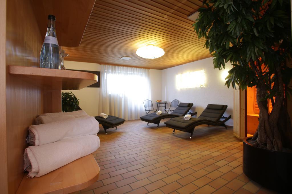 Landidyll Hotel Zum Alten Schloss Kirchensittenbach Номер фото